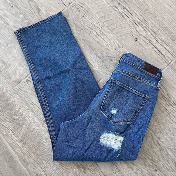 Hollister Ultra High-Rise Dad Ripped Destroyed Distressed Jeans Size 13R 31x31 - Picture 5 of 7